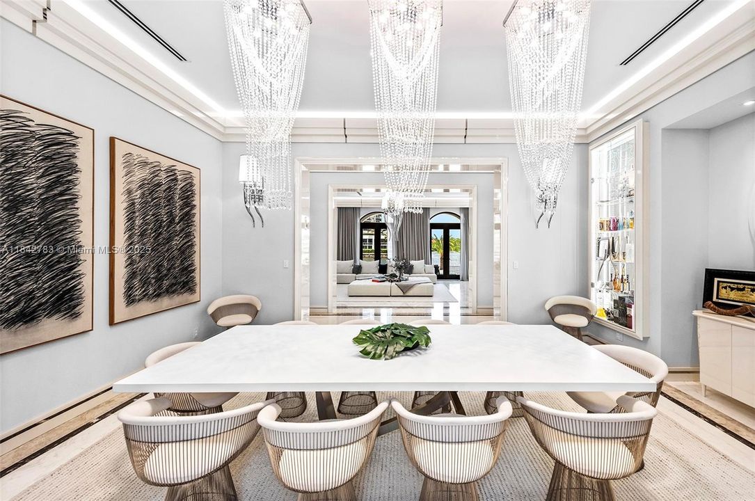 For Sale: $29,995,000 (8 beds, 9 baths, 8353 Square Feet)