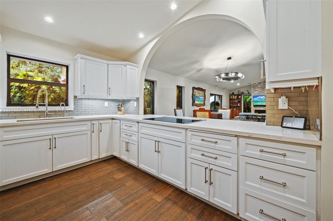 Active With Contract: $1,175,000 (4 beds, 3 baths, 2636 Square Feet)