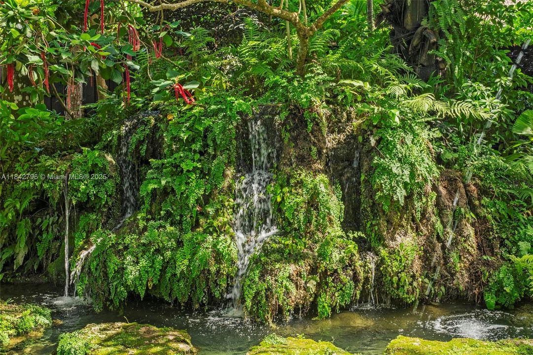 Active With Contract: $1,175,000 (4 beds, 3 baths, 2636 Square Feet)