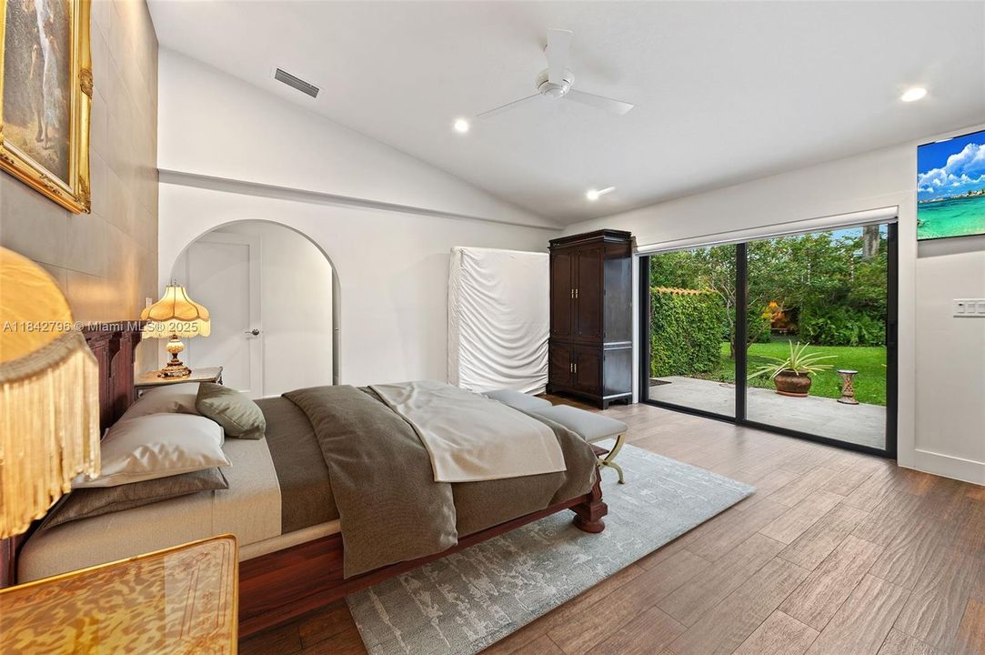 Active With Contract: $1,175,000 (4 beds, 3 baths, 2636 Square Feet)