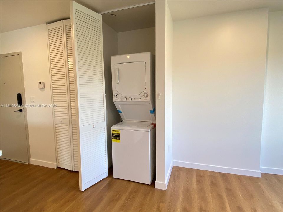 最近租的: $2,050 (2 贝兹, 1 浴室, 18351 平方英尺)