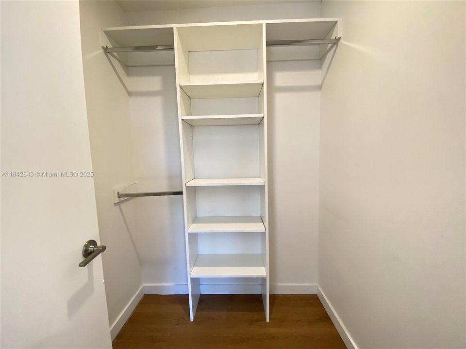 最近租的: $2,050 (2 贝兹, 1 浴室, 18351 平方英尺)