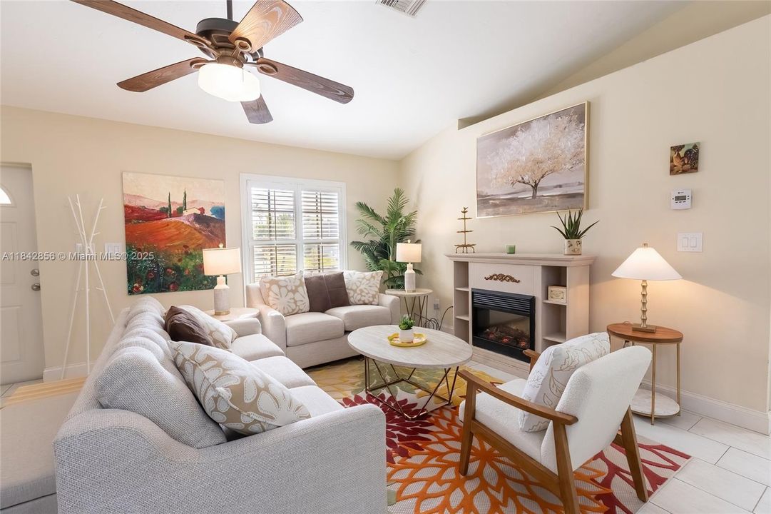 For Sale: $312,000 (3 beds, 2 baths, 1784 Square Feet)