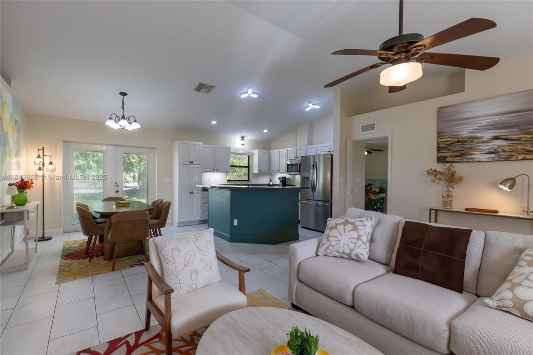 For Sale: $312,000 (3 beds, 2 baths, 1784 Square Feet)