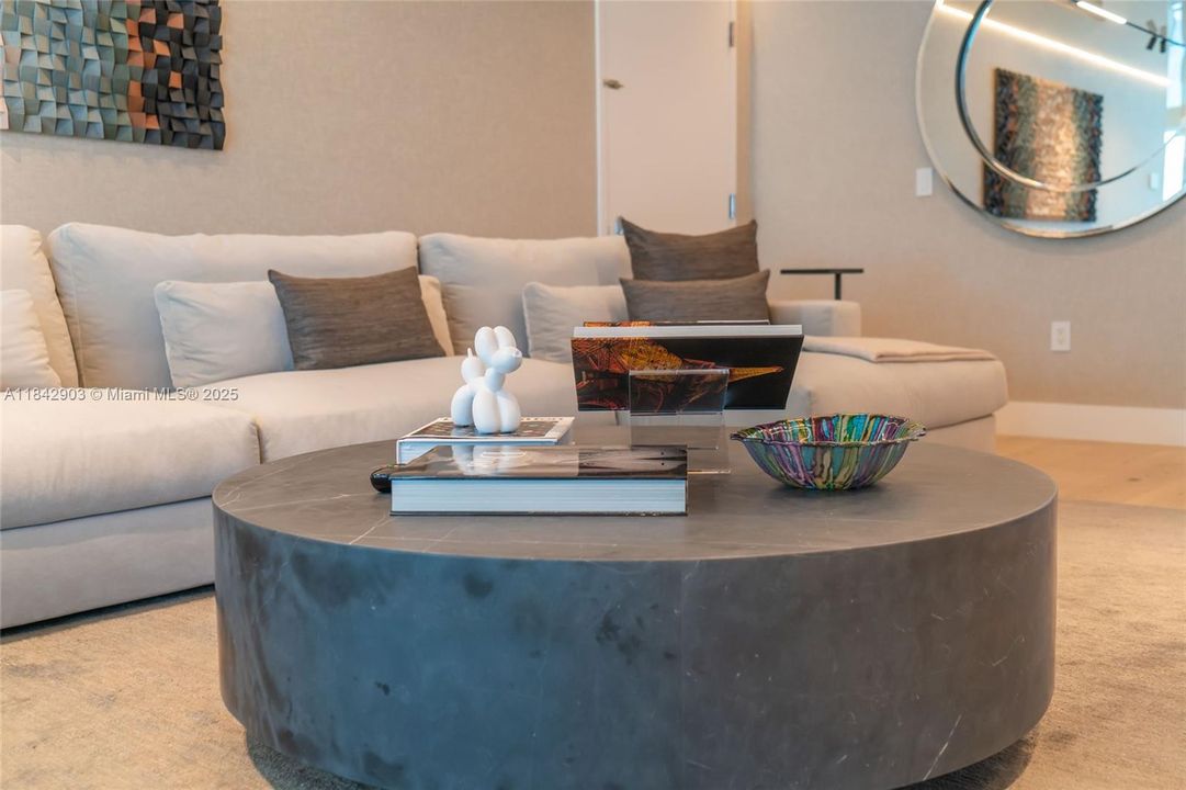 En Venta: $11,998,000 (6 camas, 7 baños, 8332 Pies cuadrados)