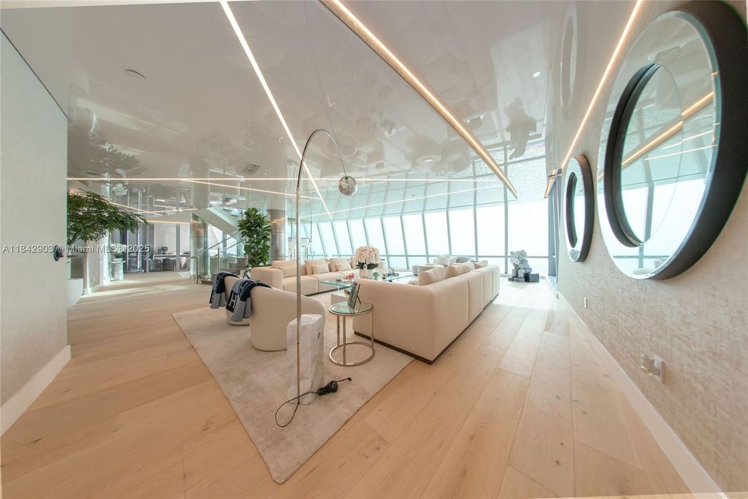 En Venta: $11,998,000 (6 camas, 7 baños, 8332 Pies cuadrados)