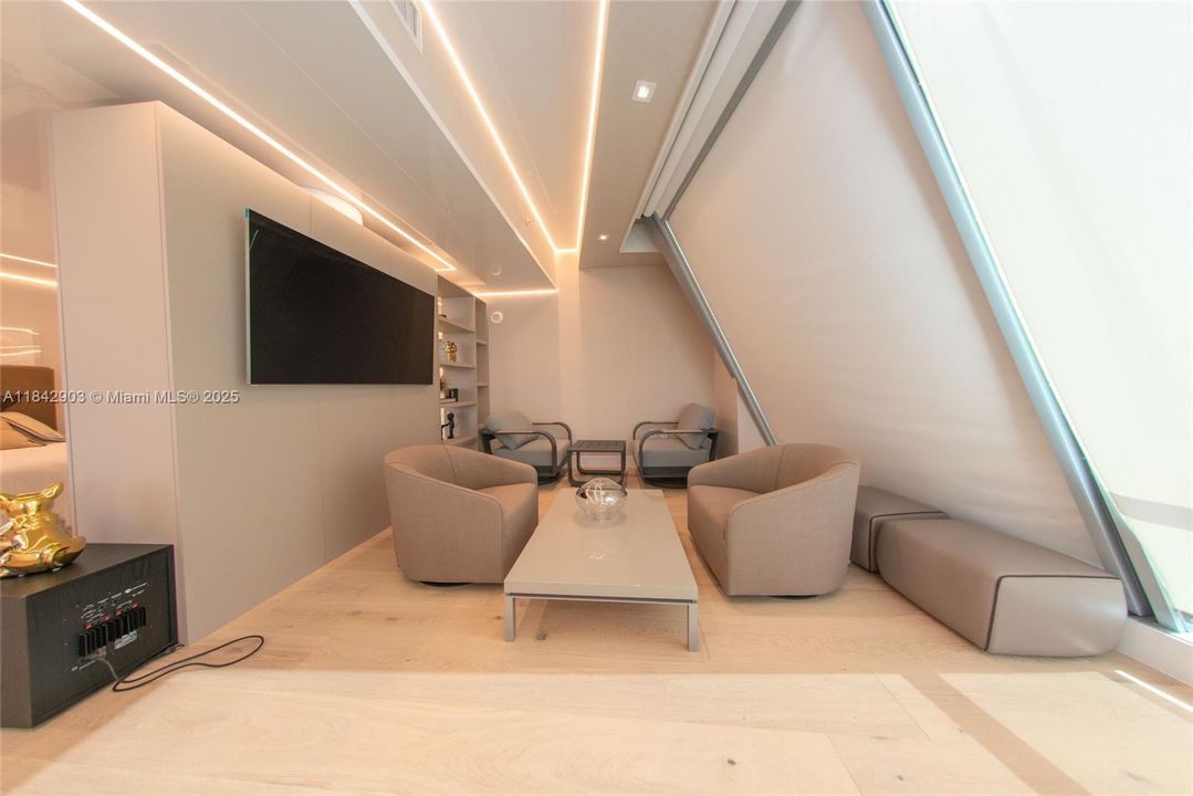 En Venta: $11,998,000 (6 camas, 7 baños, 8332 Pies cuadrados)