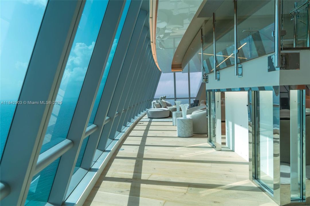 En Venta: $11,998,000 (6 camas, 7 baños, 8332 Pies cuadrados)