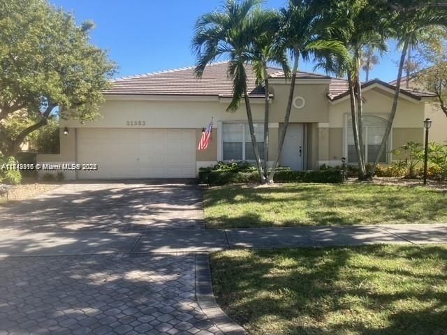 Recently Rented: $3,750 (3 beds, 2 baths, 2107 Square Feet)