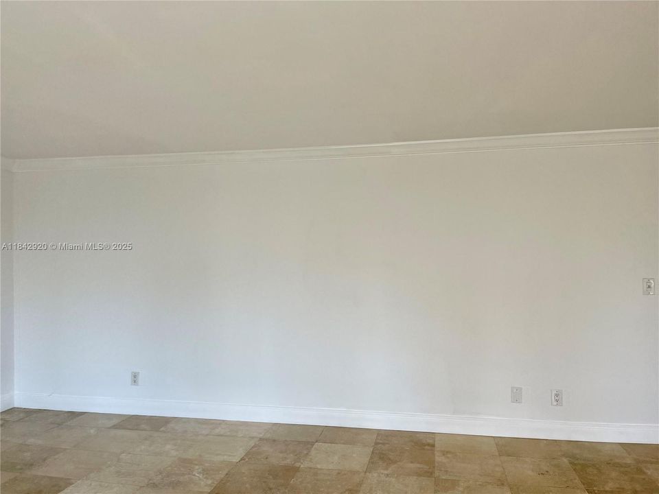 For Sale: $1,595,000 (2 beds, 2 baths, 1496 Square Feet)