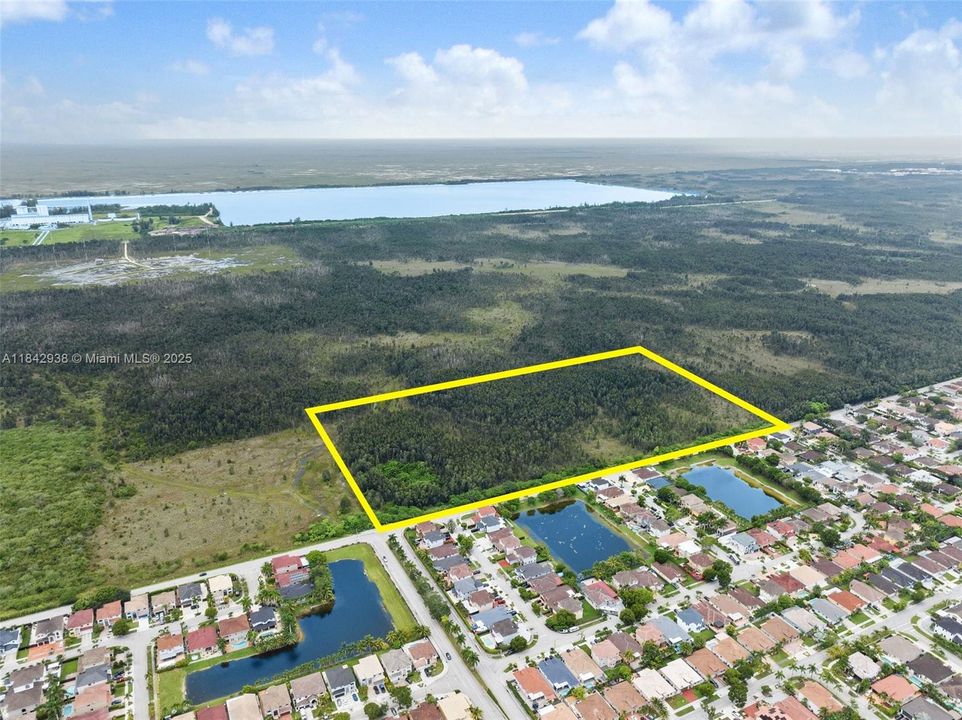 待售: $5,000,000 (20.00 acres)