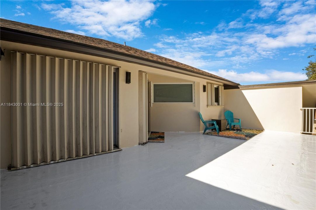 Upstairs master suite deck