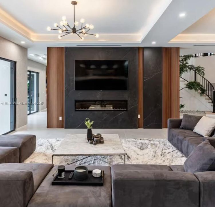 Recientemente alquilado: $55,000 (5 camas, 5 baños, 7401 Pies cuadrados)