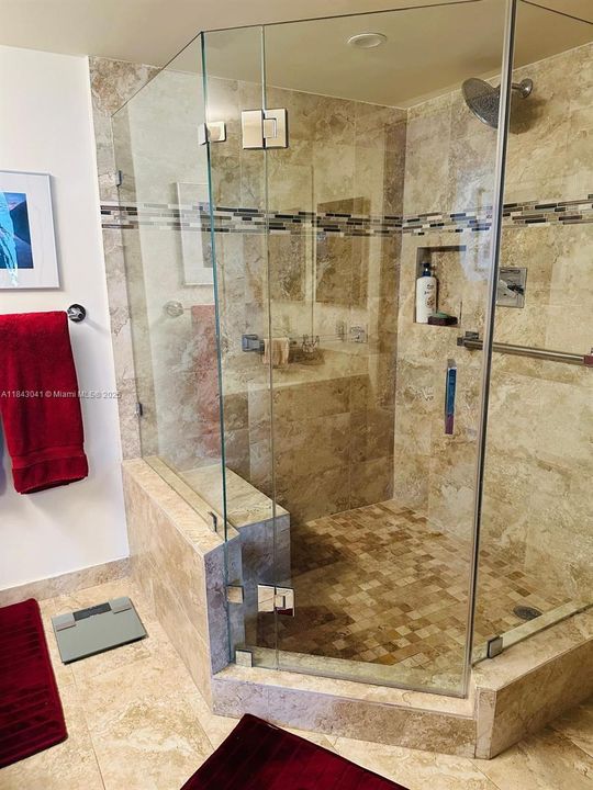 待售: $329,000 (2 贝兹, 2 浴室, 1268 平方英尺)