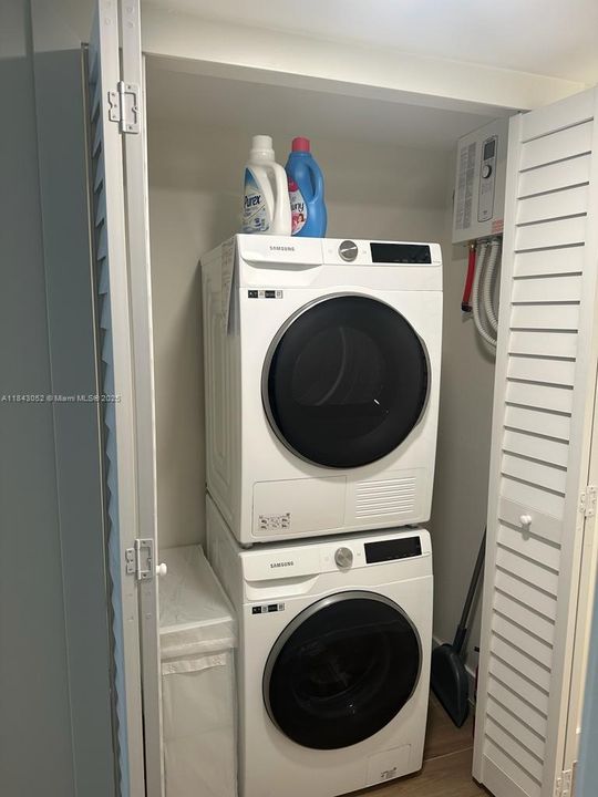 待售: $748,000 (2 贝兹, 2 浴室, 0 平方英尺)