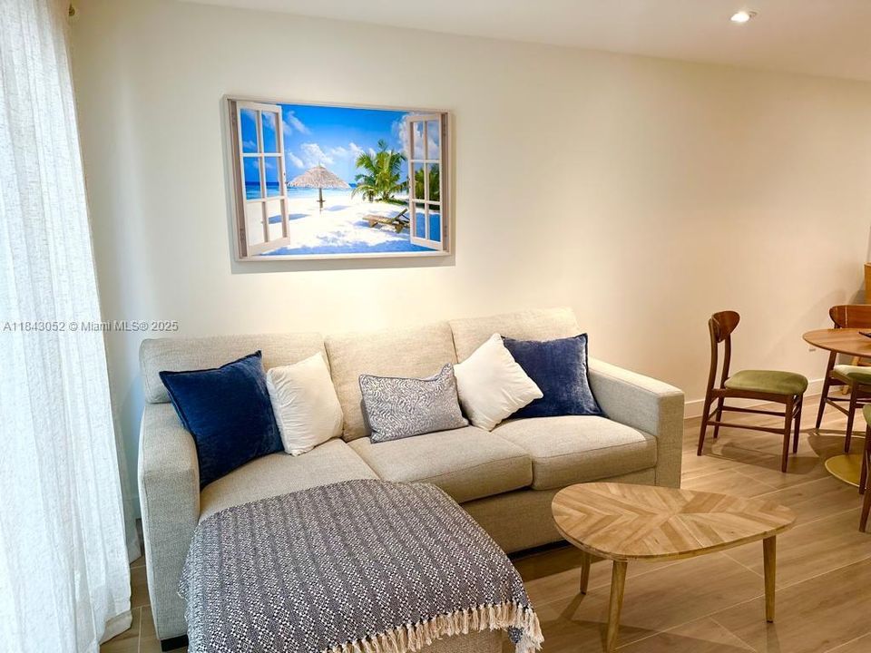 待售: $748,000 (2 贝兹, 2 浴室, 0 平方英尺)