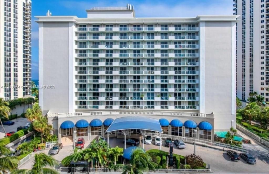 待售: $179,999 (0 贝兹, 1 浴室, 360 平方英尺)