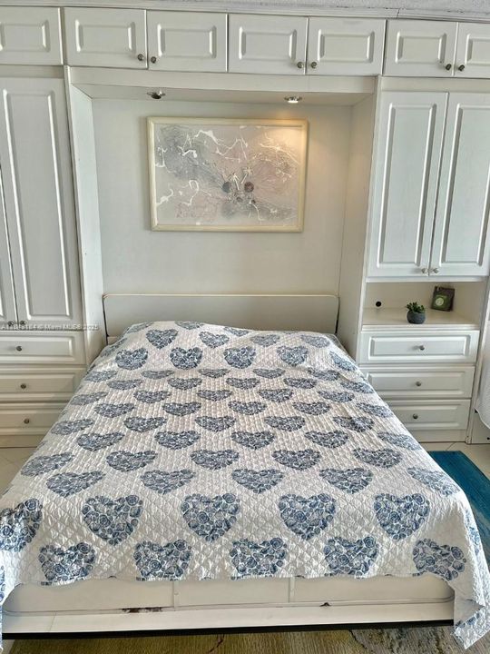 待售: $179,999 (0 贝兹, 1 浴室, 360 平方英尺)