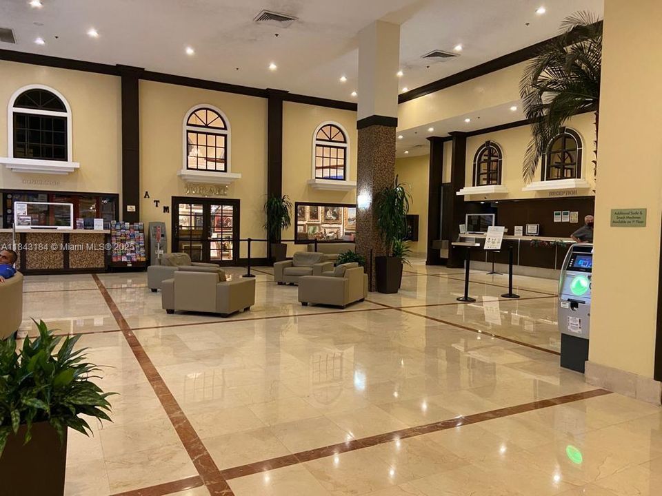 待售: $179,999 (0 贝兹, 1 浴室, 360 平方英尺)