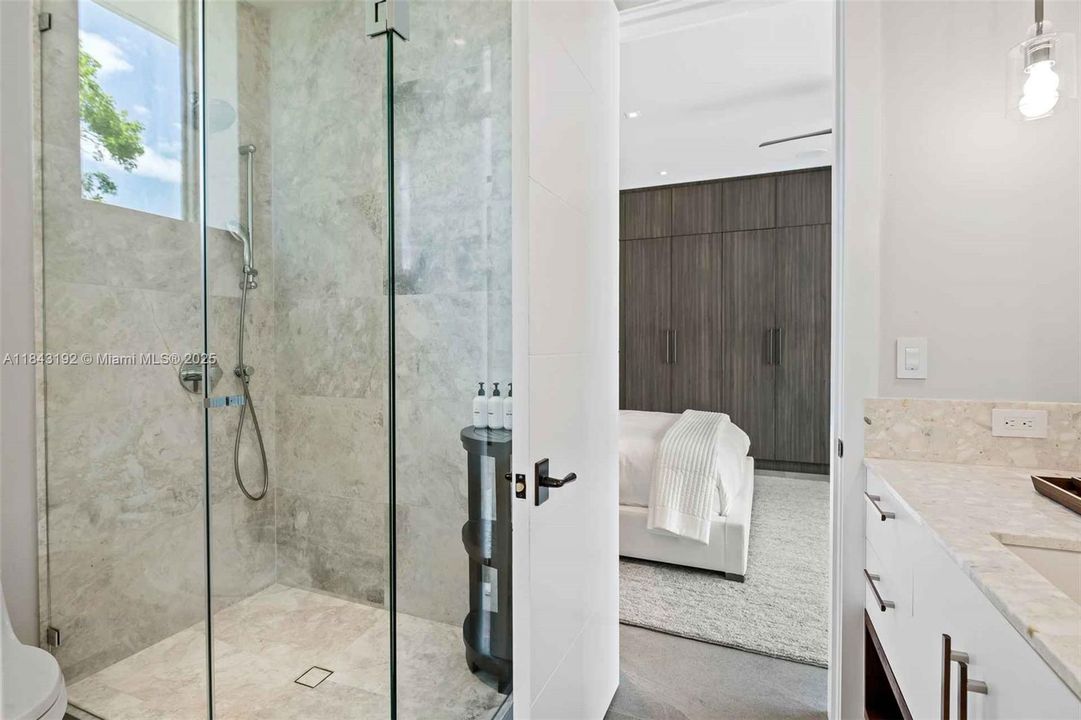 For Sale: $619,000 (4 beds, 4 baths, 3410 Square Feet)