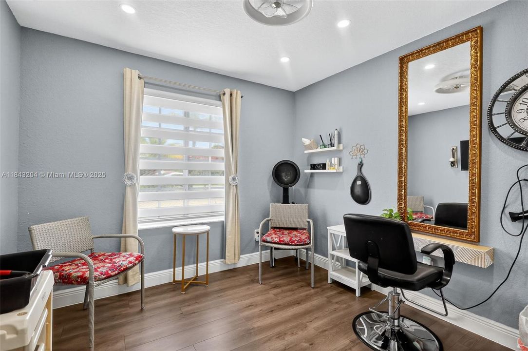 Active With Contract: $499,000 (3 beds, 2 baths, 1212 Square Feet)