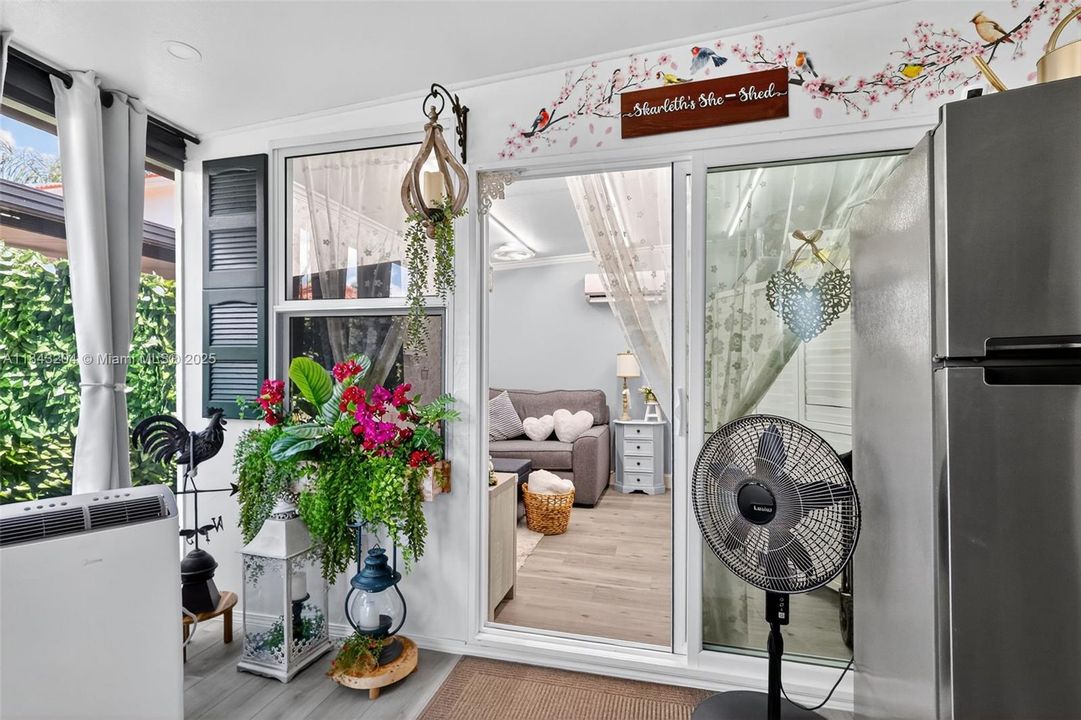 Active With Contract: $499,000 (3 beds, 2 baths, 1212 Square Feet)