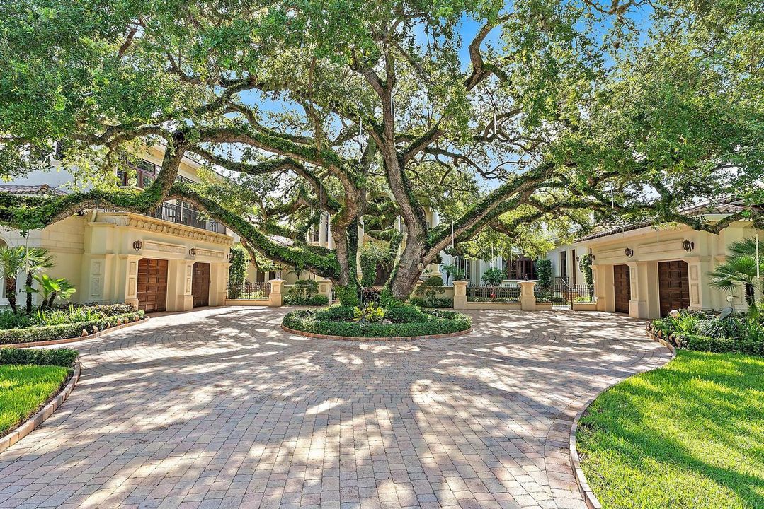 2330 Seven Oaks Ln-6