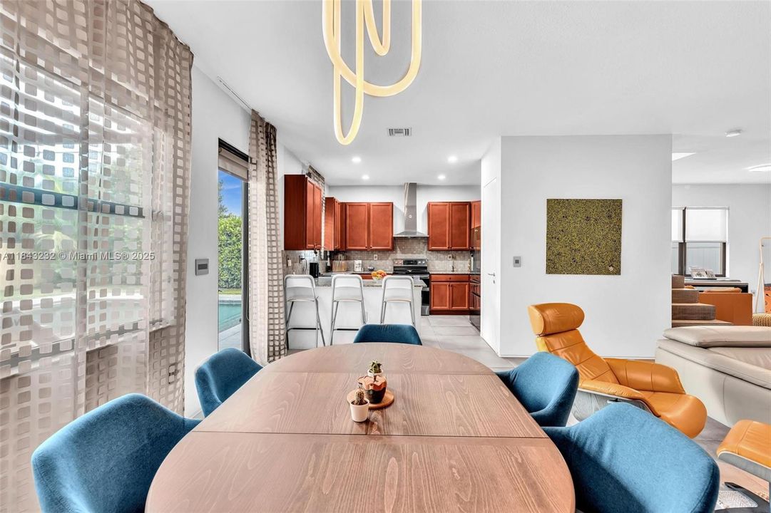 Active With Contract: $1,098,000 (4 beds, 2 baths, 2223 Square Feet)