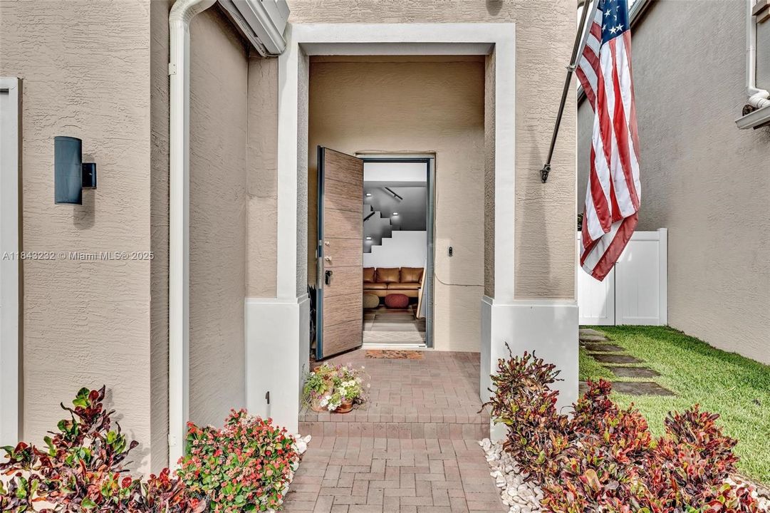 Active With Contract: $1,098,000 (4 beds, 2 baths, 2223 Square Feet)