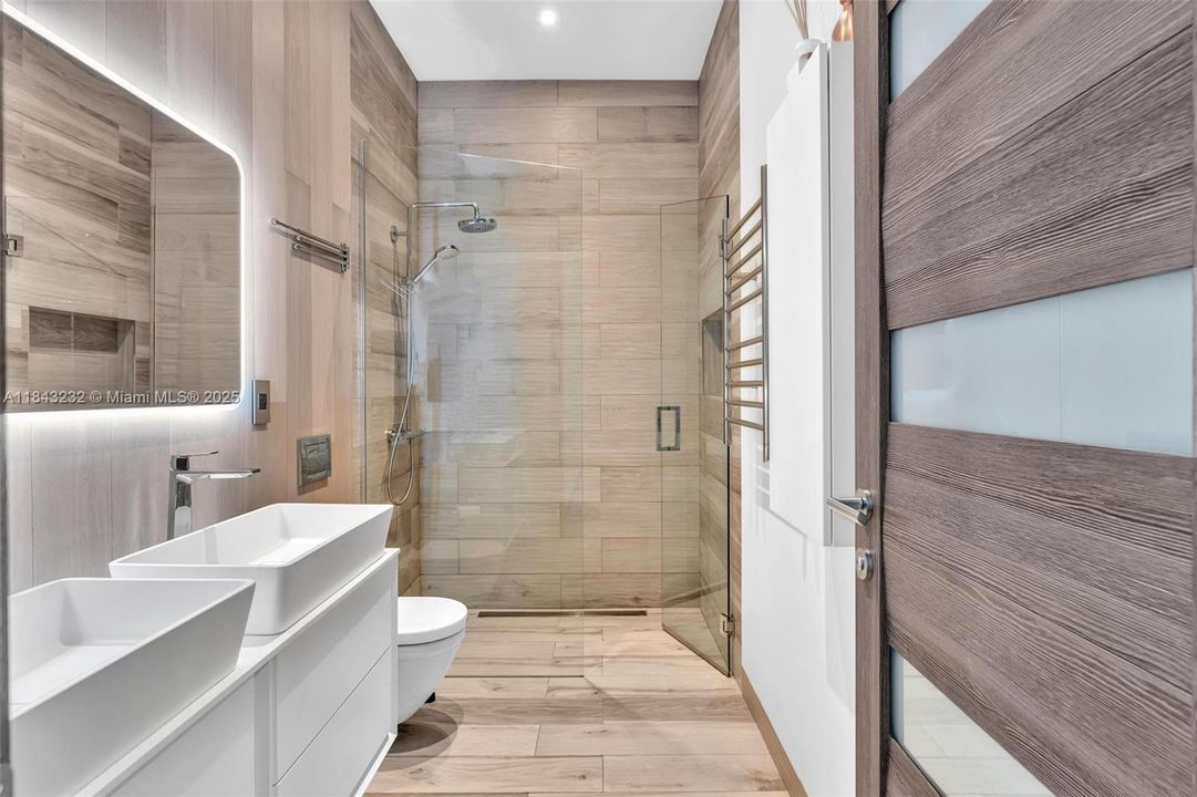 Active With Contract: $1,098,000 (4 beds, 2 baths, 2223 Square Feet)