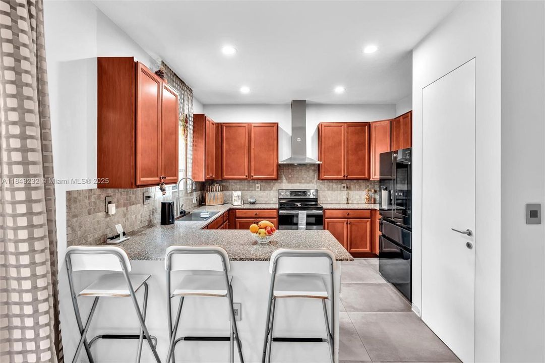 Active With Contract: $1,098,000 (4 beds, 2 baths, 2223 Square Feet)