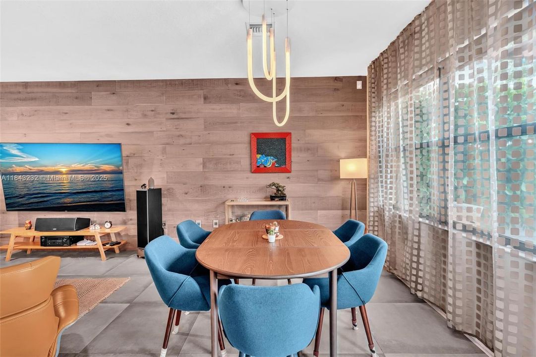 Active With Contract: $1,098,000 (4 beds, 2 baths, 2223 Square Feet)