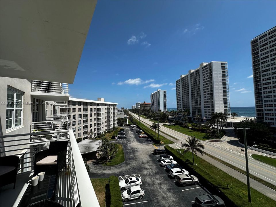 Под контрактом: $4,500 (2 спален, 2 ванн, 1535 Квадратных фут)