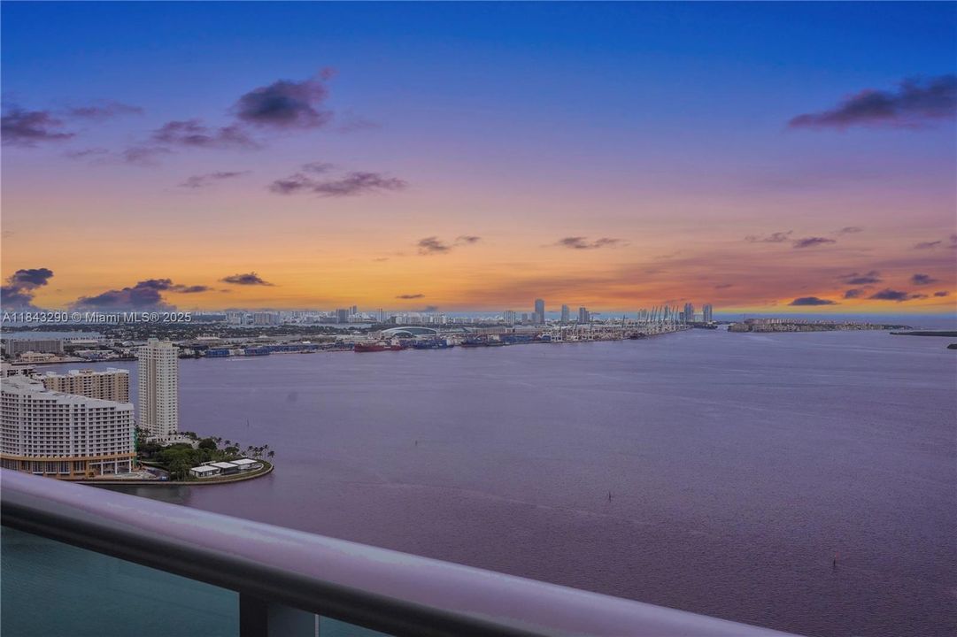 For Sale: $1,950,000 (2 beds, 3 baths, 1730 Square Feet)