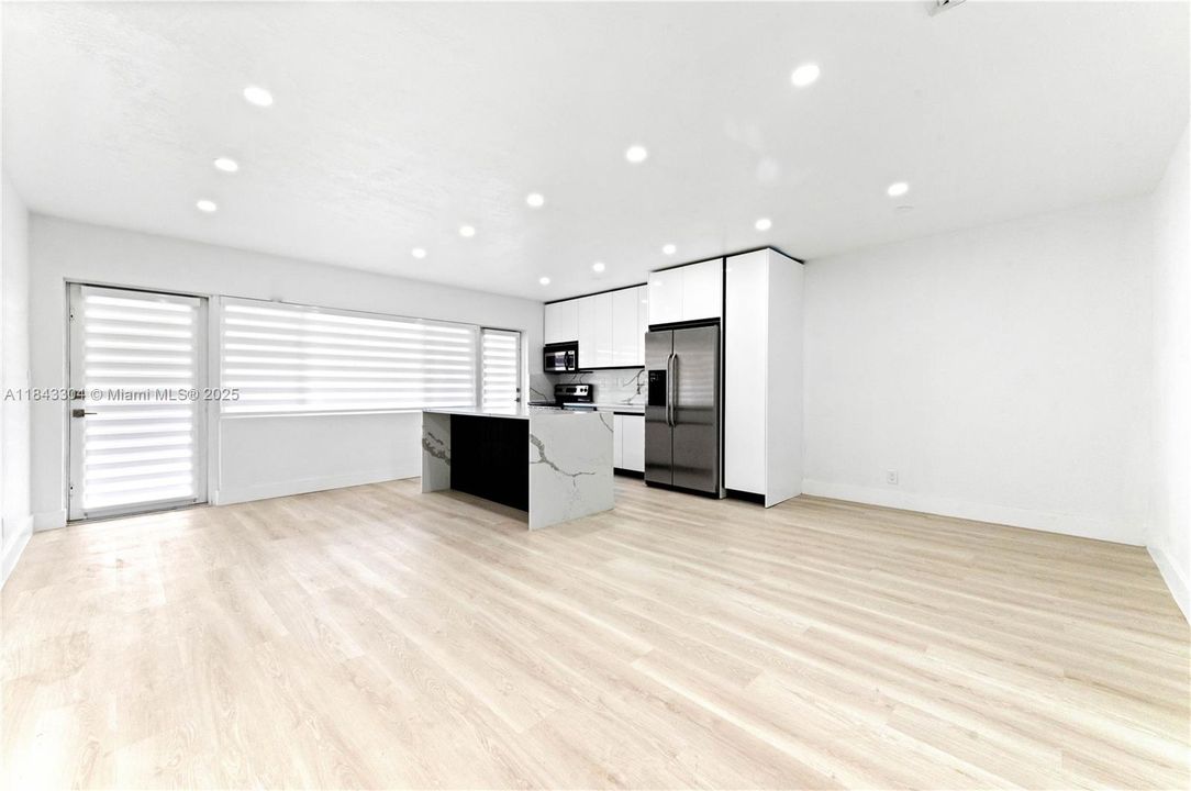 На продажу: $460,000 (1 спален, 1 ванн, 747 Квадратных фут)