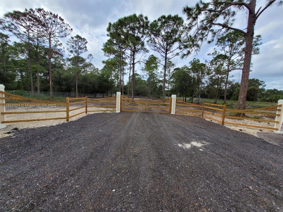 En Venta: $85,800 (1.25 acres)