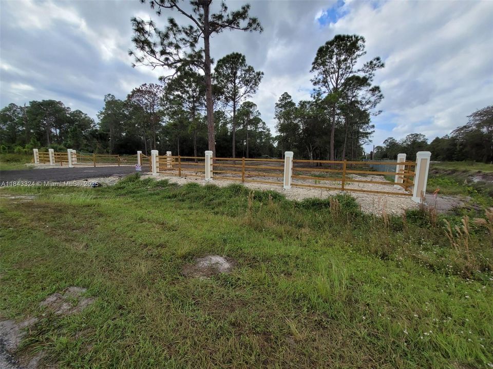 En Venta: $85,800 (1.25 acres)