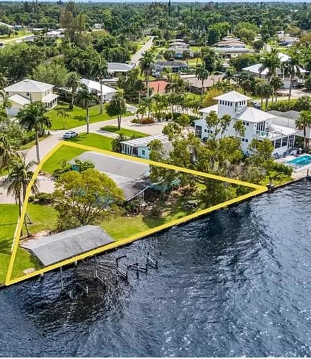 待售: $499,000 (0.25 acres)