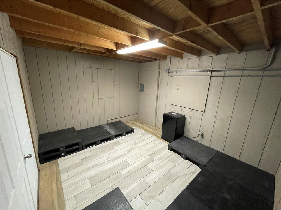 Feed Room