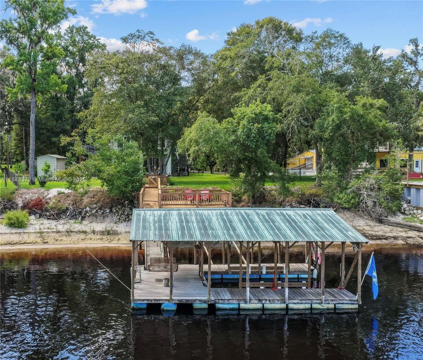 En Venta: $550,000 (2 camas, 2 baños, 1456 Pies cuadrados)