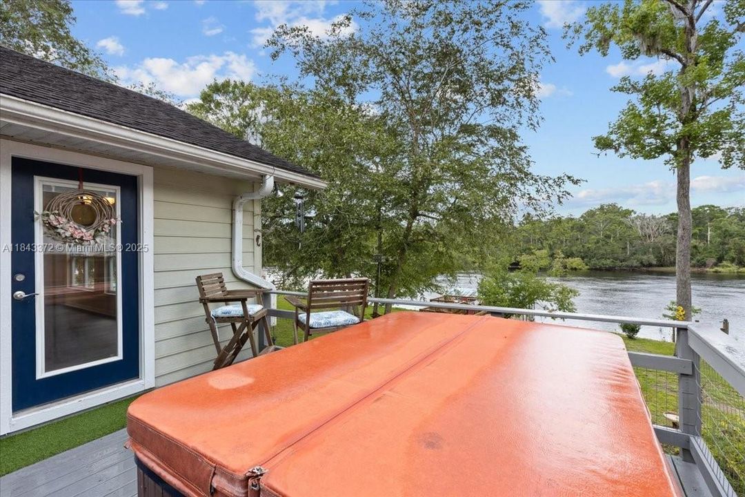 En Venta: $550,000 (2 camas, 2 baños, 1456 Pies cuadrados)