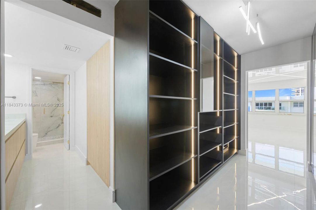 На продажу: $1,575,000 (3 спален, 3 ванн, 1891 Квадратных фут)