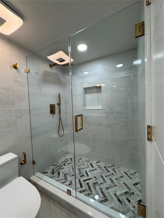 На продажу: $1,575,000 (3 спален, 3 ванн, 1891 Квадратных фут)