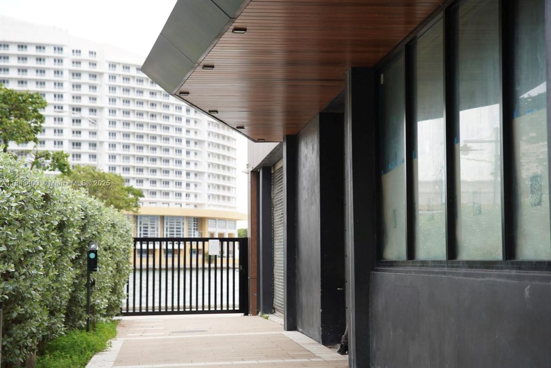 待售: $10,000,000 (0 贝兹, 0 浴室, 0 平方英尺)