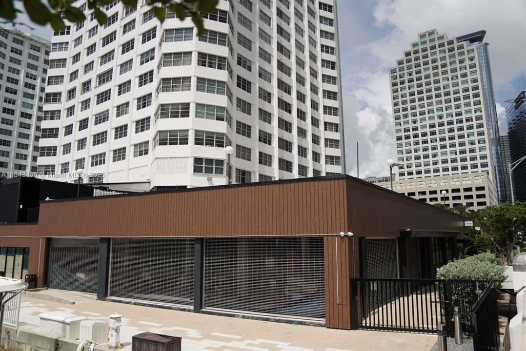 待售: $10,000,000 (0 贝兹, 0 浴室, 0 平方英尺)