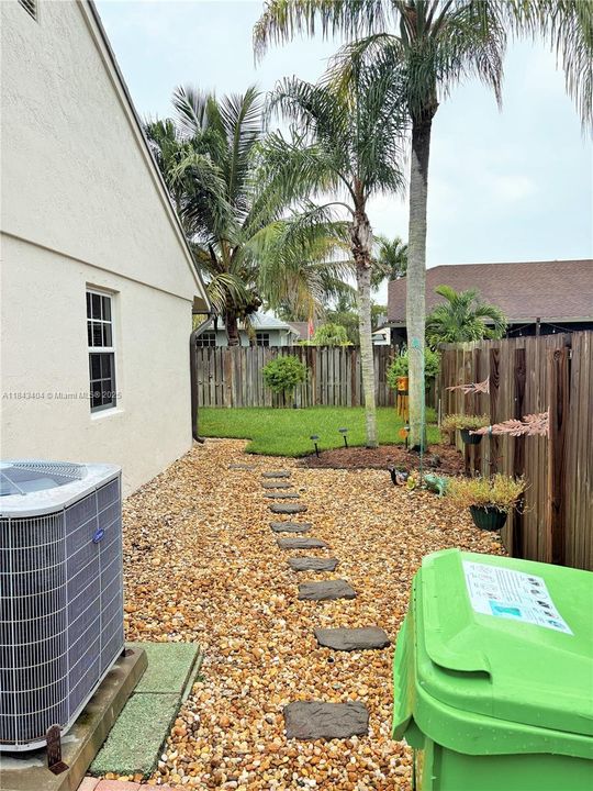 Activo con contrato: $625,000 (3 camas, 2 baños, 1804 Pies cuadrados)