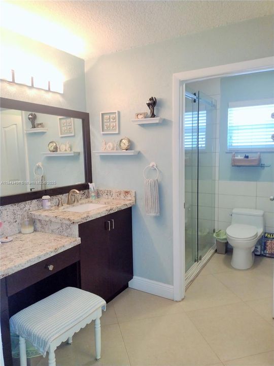 Activo con contrato: $625,000 (3 camas, 2 baños, 1804 Pies cuadrados)