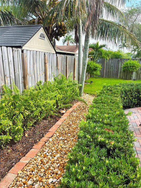 Activo con contrato: $625,000 (3 camas, 2 baños, 1804 Pies cuadrados)