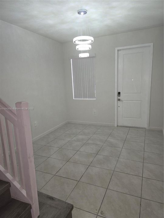 Active With Contract: $3,800 (4 beds, 2 baths, 1524 Square Feet)