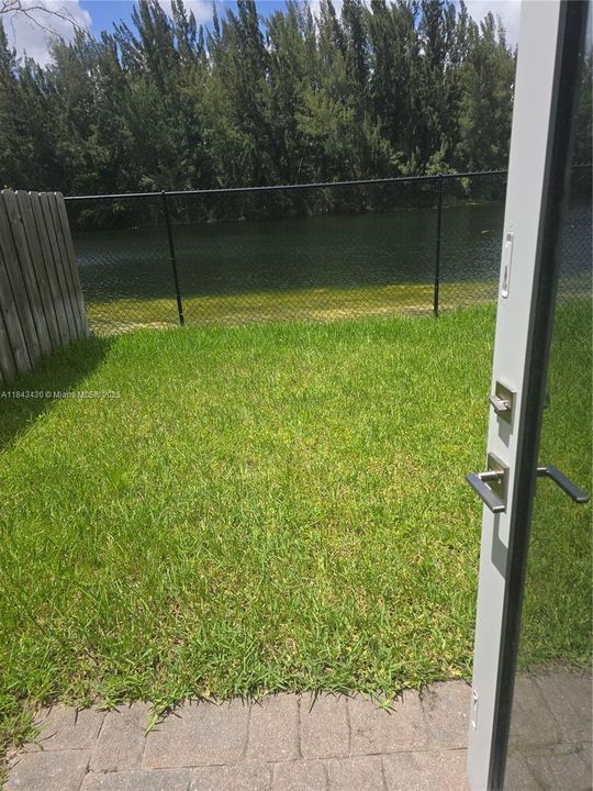 Active With Contract: $3,800 (4 beds, 2 baths, 1524 Square Feet)